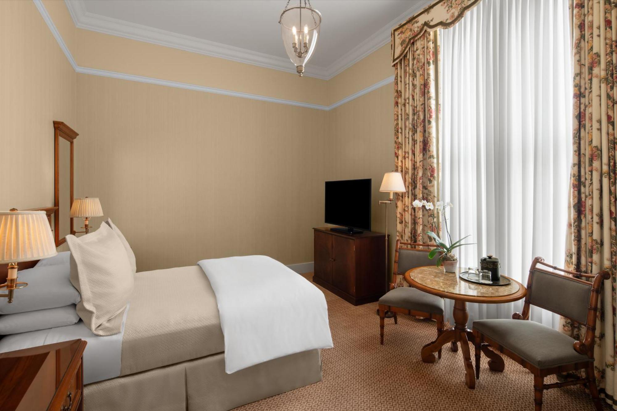 Capital Hotel Литл-Рок Экстерьер фото